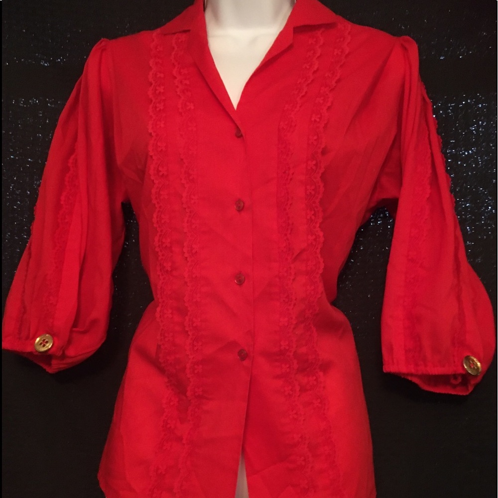Red Vintage 70’s 3/4 sleeve shirt